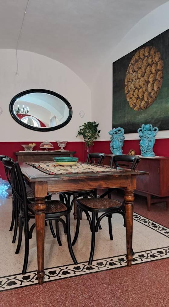 B&B Il Giardino Del Barone Pozzomaggiore Luaran gambar